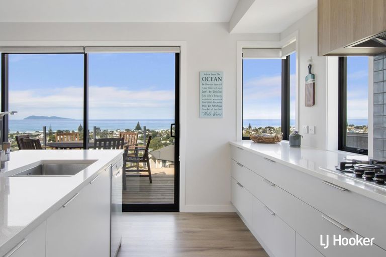 Photo of property in 34 Tohora View, Waihi Beach, 3611