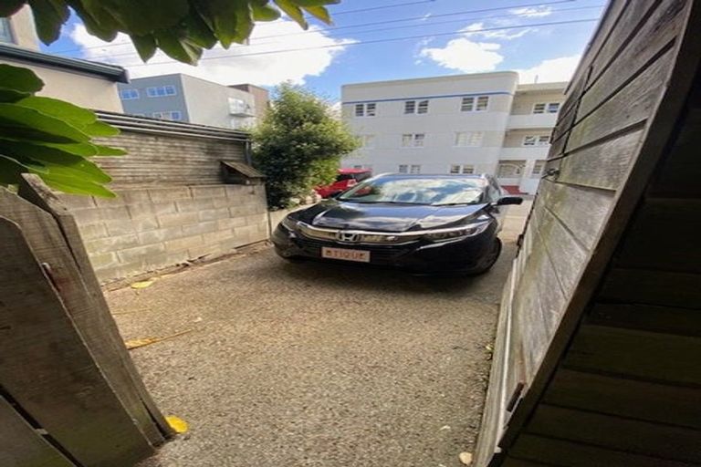 Photo of property in 5a Austin Street, Mount Victoria, Wellington, 6011