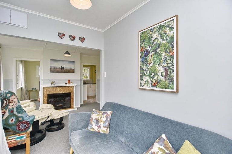 Photo of property in 17 Penfold Square, Leithfield, 7481