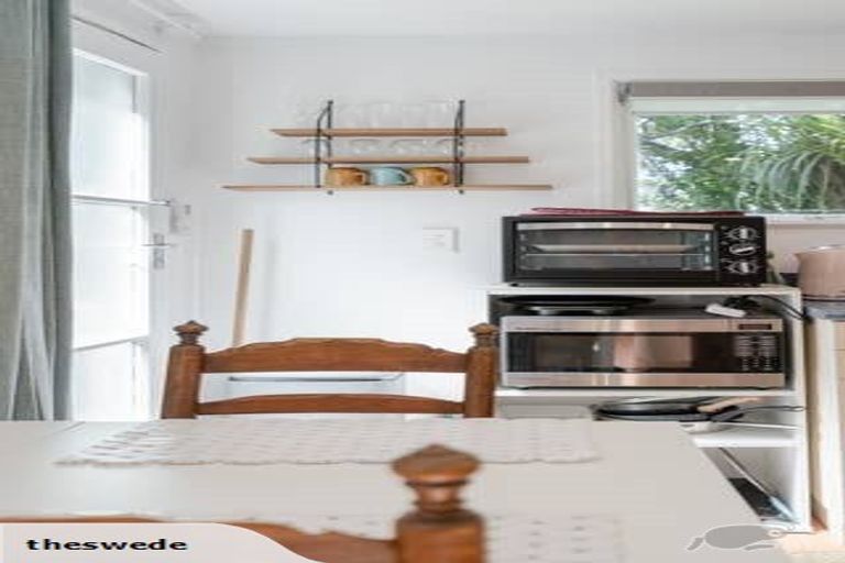 Photo of property in 84 Park Road, Titirangi, Auckland, 0604