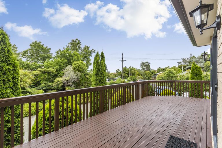 Photo of property in 25a Willerton Avenue, New Lynn, Auckland, 0600