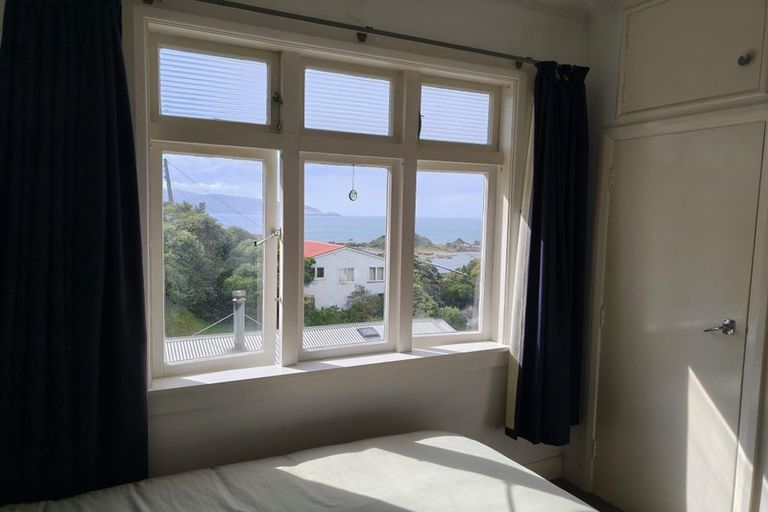 Photo of property in 17 Oku Street, Island Bay, Wellington, 6023