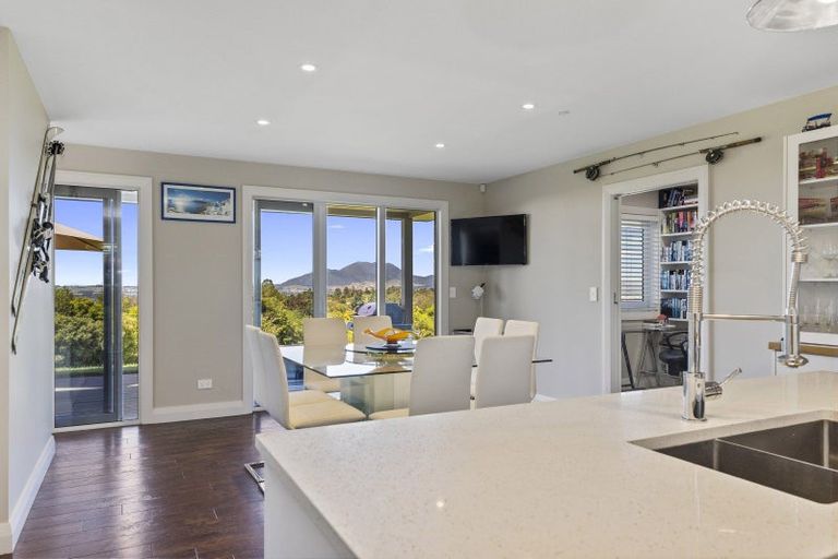 Photo of property in 35 Blue Ridge Drive, Acacia Bay, Taupo, 3385