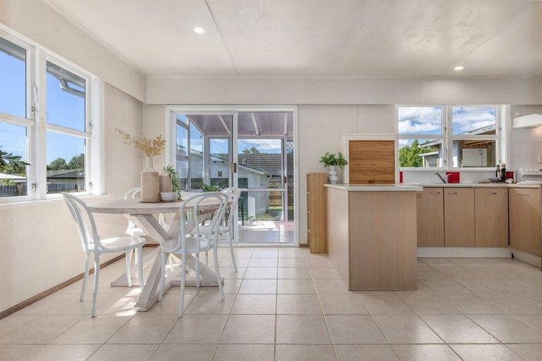 Photo of property in 3 Marlborough Street, Levin, 5510