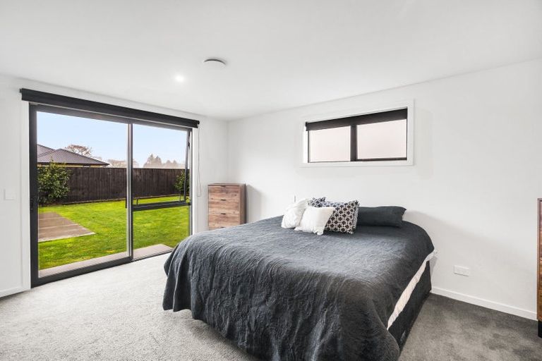 Photo of property in 35 Chris Drive, Rolleston, 7614