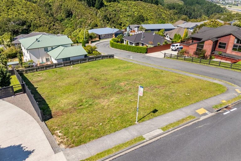 Photo of property in 113 Kirton Drive, Riverstone Terraces, Upper Hutt, 5018