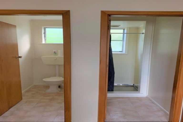 Photo of property in 17 Pioneer Crescent, Helensburgh, Dunedin, 9010