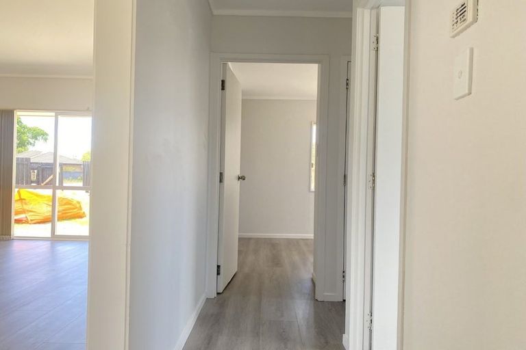 Photo of property in 26 Childers Road, Ranui, Auckland, 0612