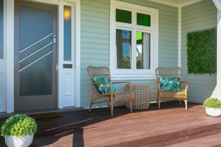 Photo of property in 6 Princes Street, Fitzroy, New Plymouth, 4312