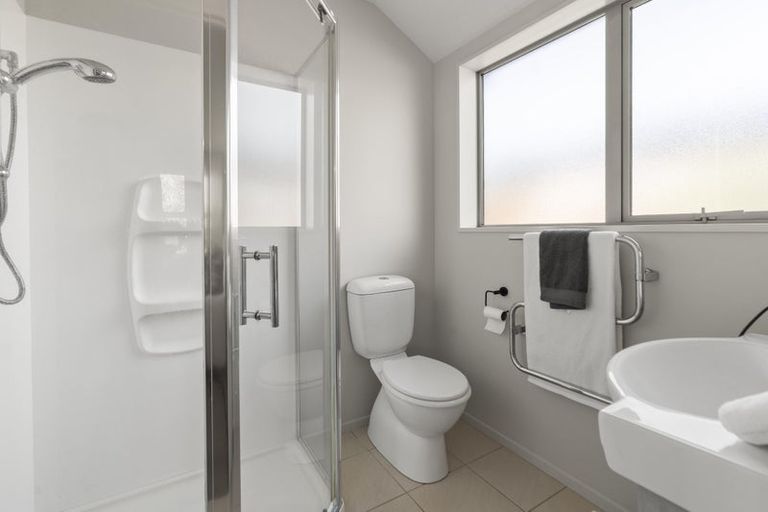 Photo of property in 31 Mokihi Gardens, Hillmorton, Christchurch, 8024