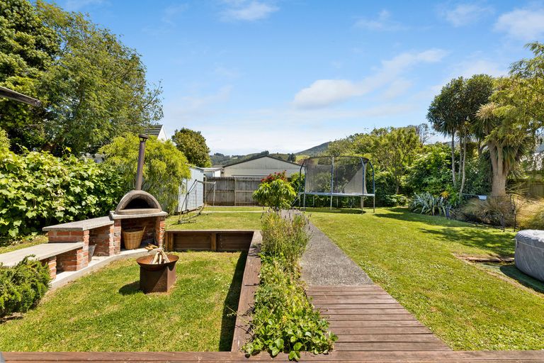 Photo of property in 15 Hugh Street, Sawyers Bay, Port Chalmers, 9023
