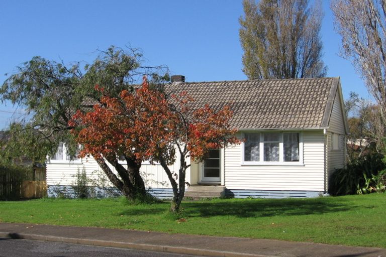 Photo of property in 26 Tindall Crescent, Otara, Auckland, 2023