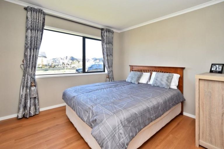 Photo of property in 15 Kawari Drive, Pegasus, 7612