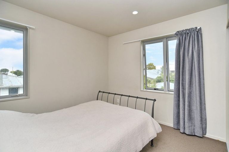 Photo of property in 76b Packe Street, Edgeware, Christchurch, 8013