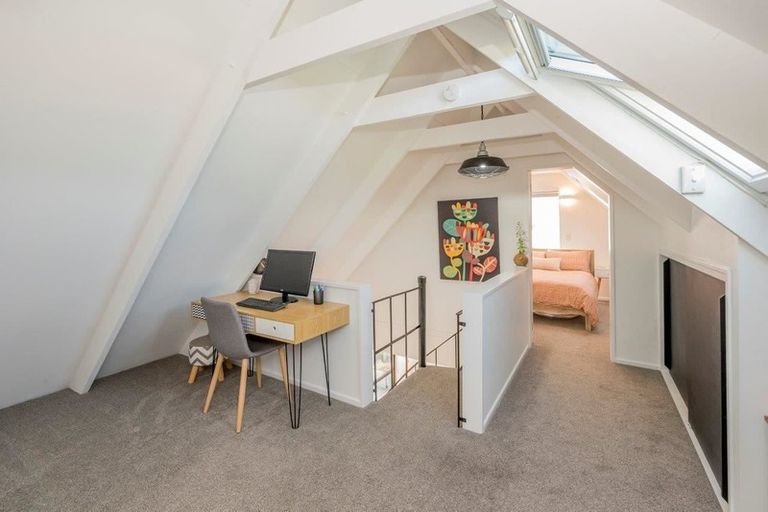 Photo of property in 27 Hemara Street, Waikanae Beach, Waikanae, 5036