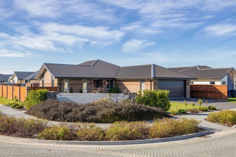 Photo of property in 2 Foxton Drive, Kaiapoi, 7630