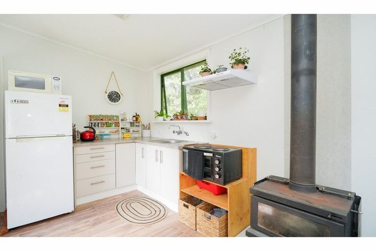 Photo of property in 32 Rakiura Parade, Otatara, Invercargill, 9879