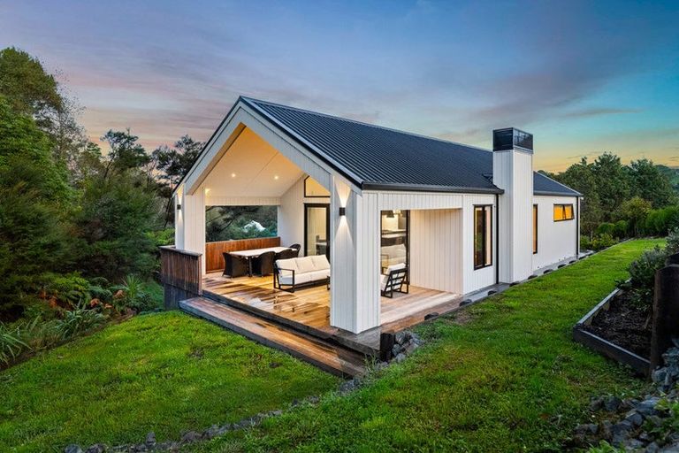 Photo of property in 8 Collings Drive, Lucas Heights, Albany, 0793