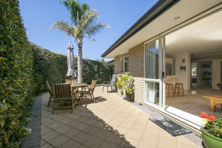 Photo of property in 32 Rosella Drive, Welcome Bay, Tauranga, 3112