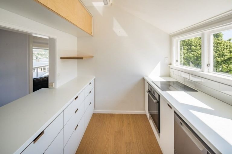 Photo of property in 16 Witham Street, Island Bay, Wellington, 6023