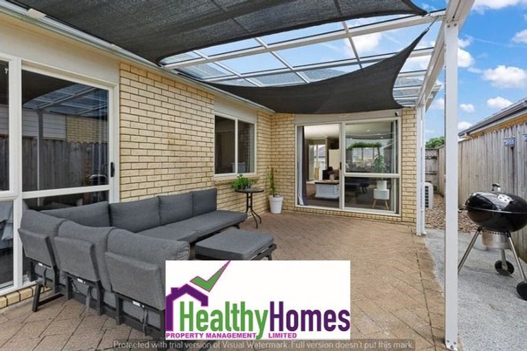 Photo of property in 10 Peachstone Lane, Henderson, Auckland, 0612