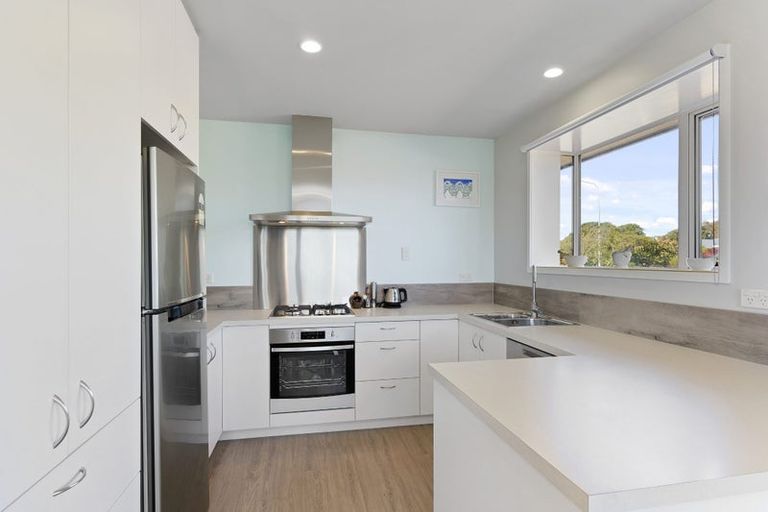 Photo of property in 20 Surfers Place, North New Brighton, Christchurch, 8083