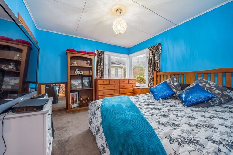 Photo of property in 7 Ngaio Street, Wainuiomata, Lower Hutt, 5014