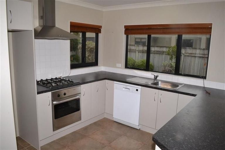 Photo of property in 75 Meridian Grove, Kelvin Grove, Palmerston North, 4414