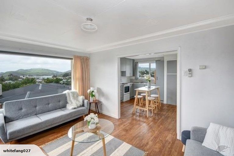 Photo of property in 10 Kohi Place, Port Chalmers, 9023