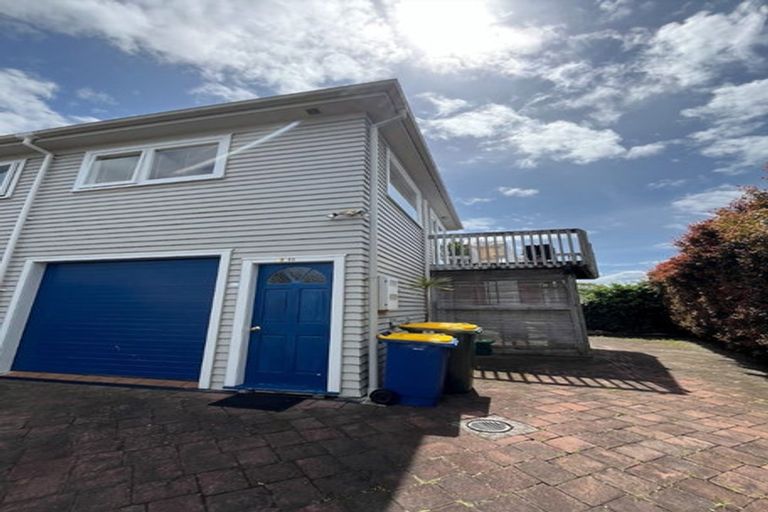 Photo of property in 8a Seine Road, Forrest Hill, Auckland, 0620