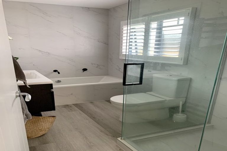 Photo of property in 24 Saint Leonards Road, Devonport, Auckland, 0624