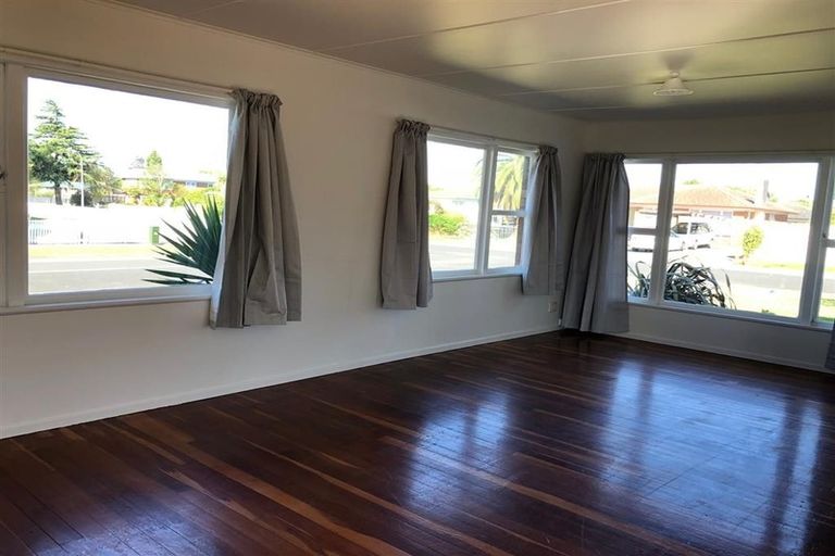 Photo of property in 2 Belgrave Place, Papakura, 2110