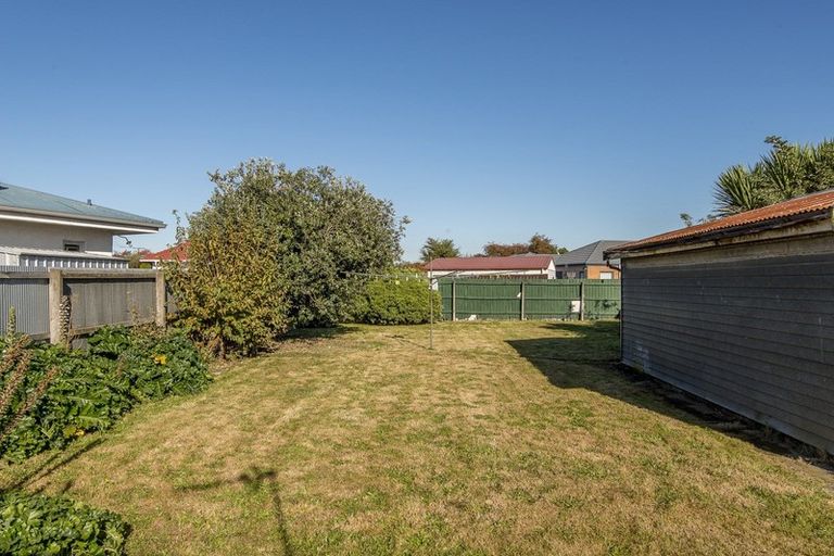 Photo of property in 112 Amyes Road, Hornby, Christchurch, 8042
