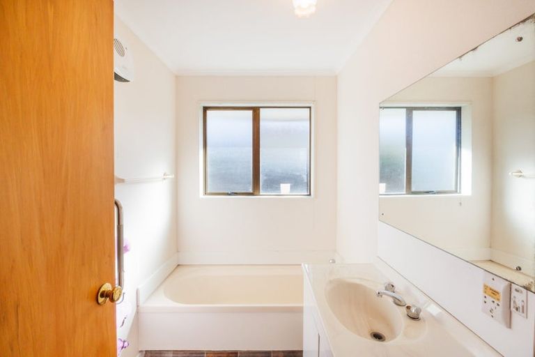 Photo of property in 643a Pioneer Highway, Highbury, Palmerston North, 4412