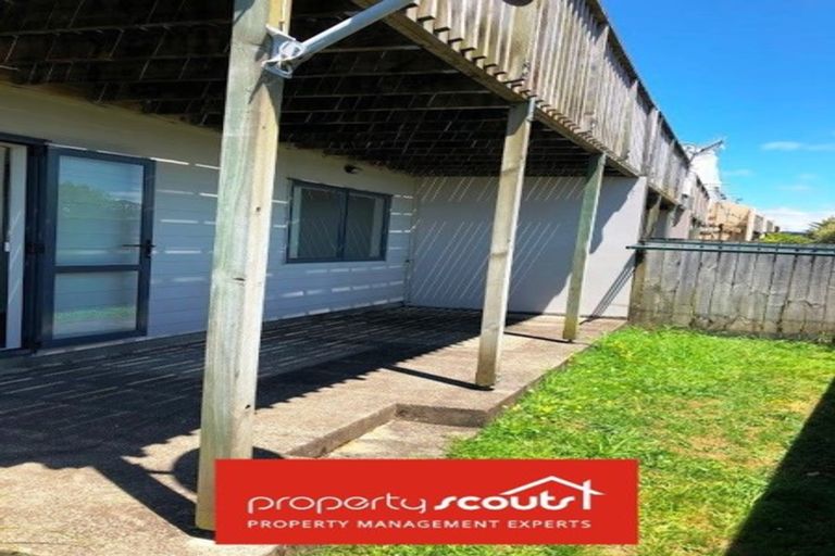 Photo of property in 9 Pooks Road, Ranui, Auckland, 0612
