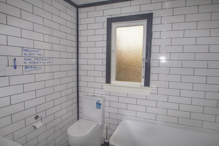 Photo of property in 23 Raglan Street, Oamaru North, Oamaru, 9400