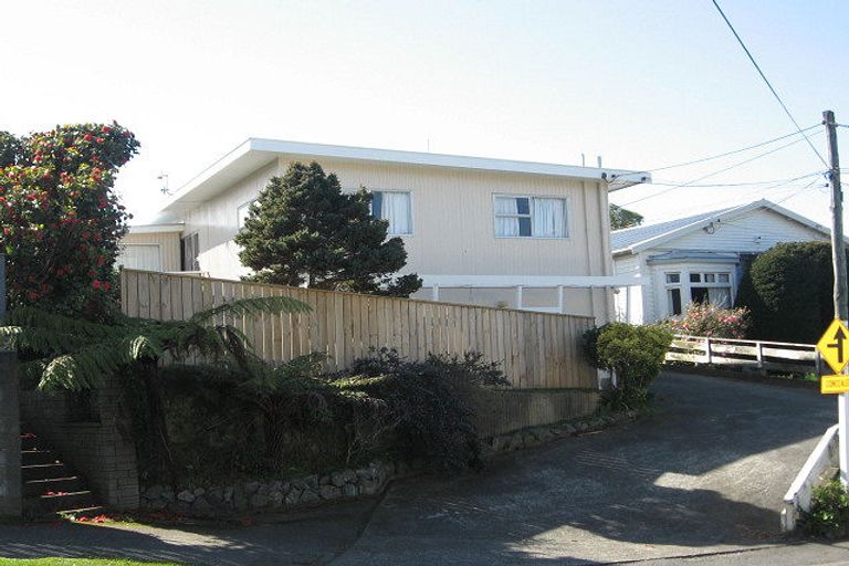 Photo of property in 1/3 Ngaio Gorge Road, Ngaio, Wellington, 6035