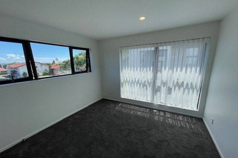 Photo of property in 8/14 Williamson Avenue, Belmont, Auckland, 0622