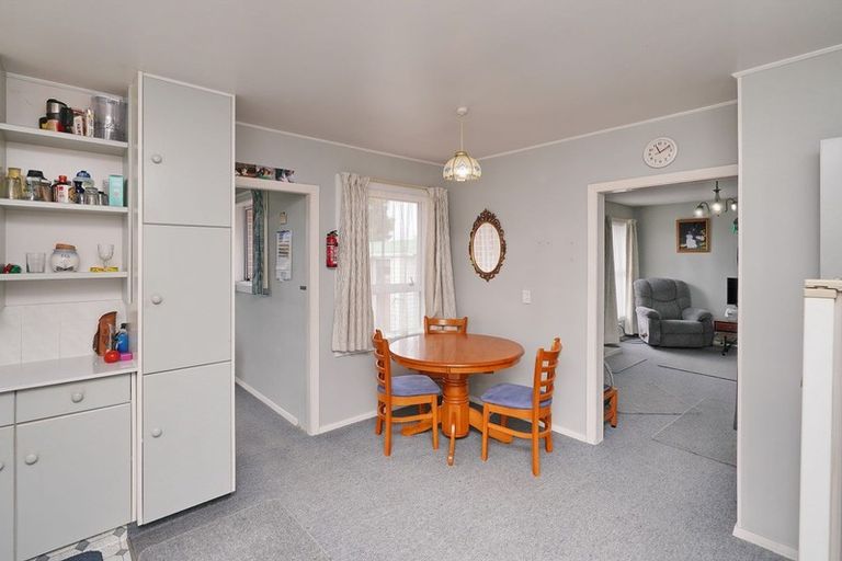 Photo of property in 44 Rowses Road, Aranui, Christchurch, 8061