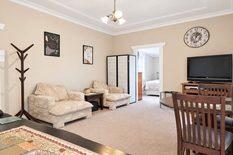 Photo of property in 27 Ngamotu Road, Moturoa, New Plymouth, 4310