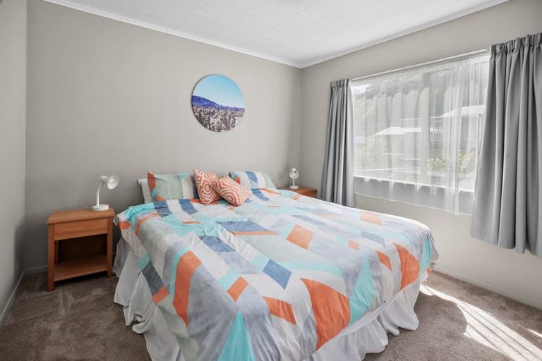 Photo of property in 2a Tatahi Street, Te Puru, Thames, 3575