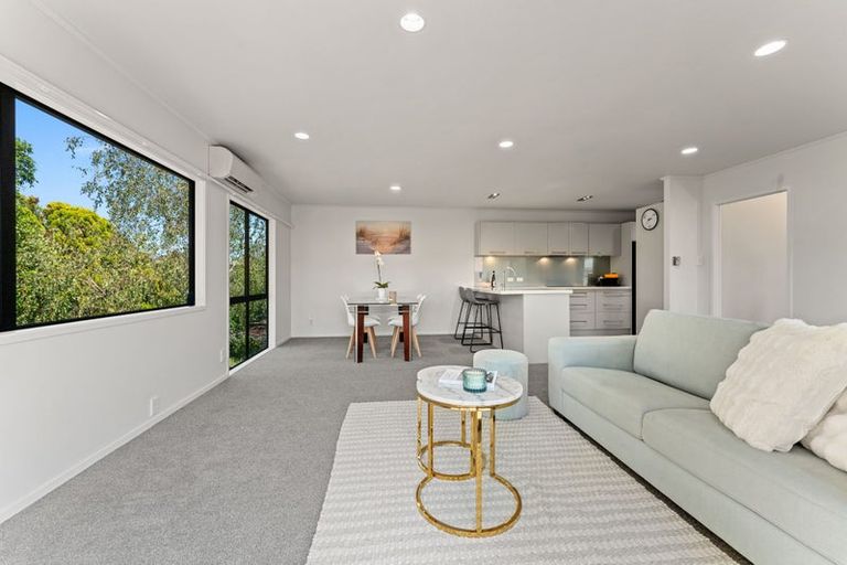 Photo of property in 26 Imogene Way, Half Moon Bay, Auckland, 2012