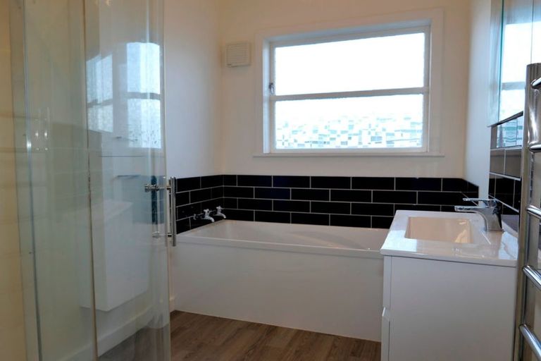 Photo of property in 65 Amohia Street, Paraparaumu, 5032