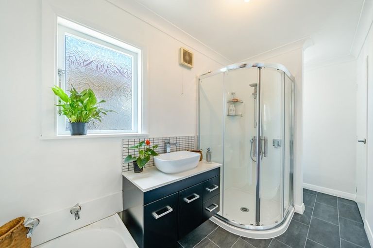 Photo of property in 9 Mangaroa Hill Road, Maoribank, Upper Hutt, 5018