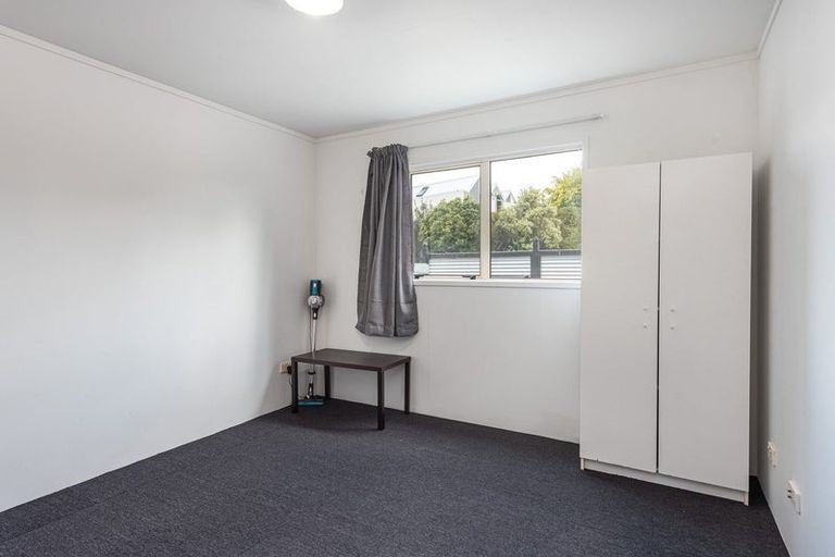 Photo of property in 2/91 Brockworth Place, Riccarton, Christchurch, 8011
