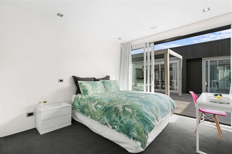 Photo of property in 41 Westpark Drive, Burnside, Christchurch, 8053