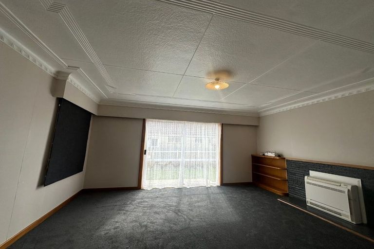 Photo of property in 114 Park Street, Winton, 9720