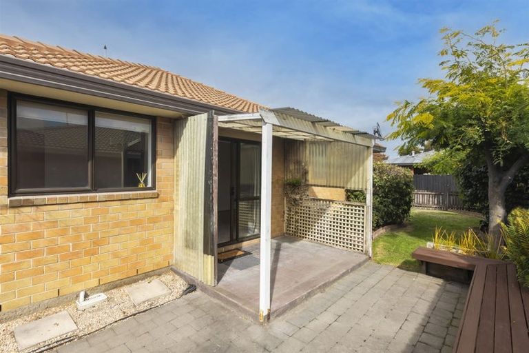 Photo of property in 2/361 Main South Road, Hornby, Christchurch, 8042