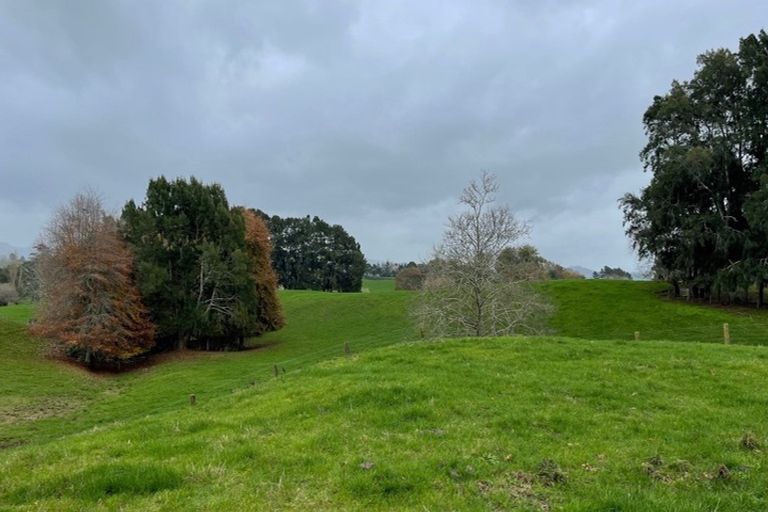 Photo of property in 35 Jury Road, Ngahinapouri, Hamilton, 3290