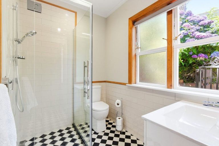 Photo of property in 17 Benares Street, Khandallah, Wellington, 6035